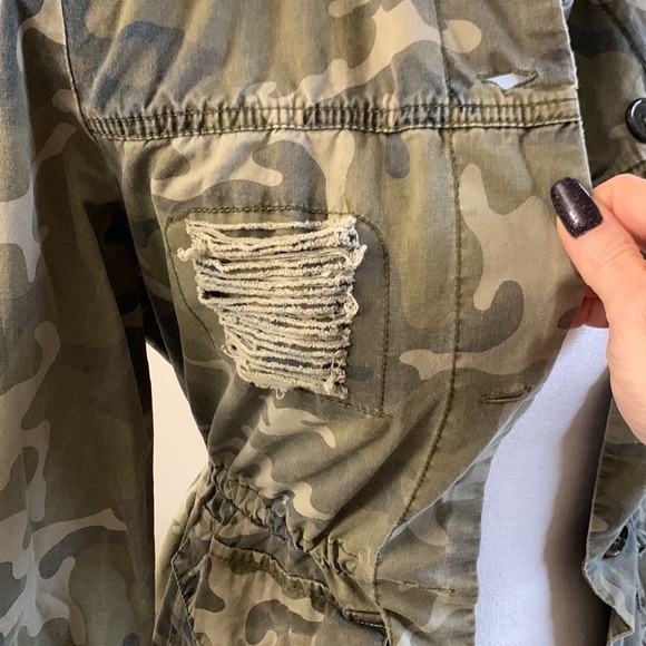 Love Tree Jacket - Picture 4 of 8